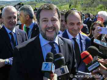 "Fantocci e bandiere bruciate, il solito armamentario": l'affondo di Salvini