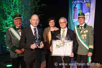 Willi Wigge ist Träger des zehnten Ostenländer Dorfkristalls