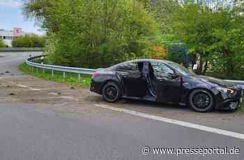 POL-OL: ++ Verkehrsunfall nach Flucht vor der Polizei ++