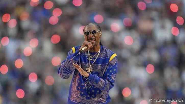 Rapper Snoop Dogg says he’s joining bid to buy NHL’s Ottawa Senators