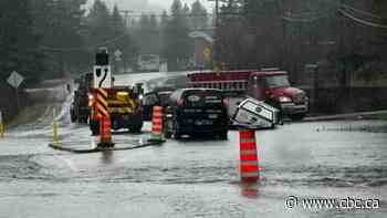Heavy rain leads to flooding in southern Quebec, tens of thousands lose power