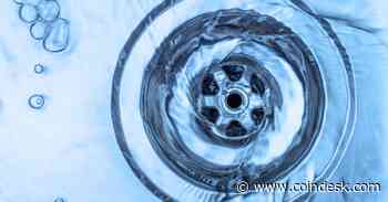 Bitcoin Drops Below $28K; JPMorgan Takes Over Embattled First Republic Bank