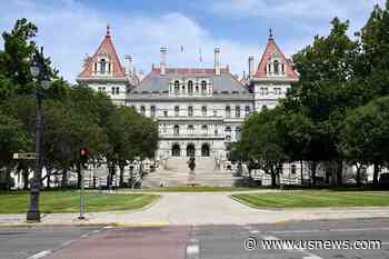 NY Lawmakers Begin Debating Budget 1 Month After Due Date