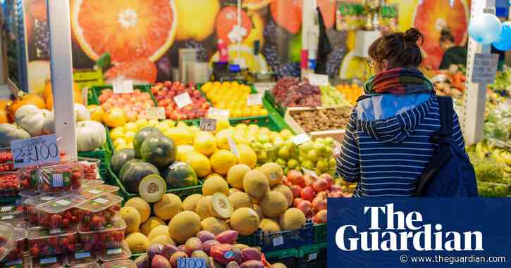 UK supermarkets face calls for ‘profiteering’ investigation as inflation soars