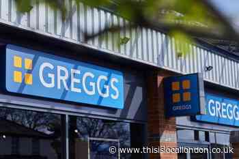 Bakery chain Greggs opens new shop at Canary Wharf station