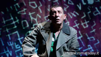 "Oreste. Quando i morti uccidono i vivi", Claudio Casadio in scena al Quirino