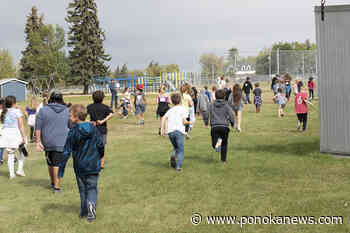 Ponoka Elementary School recognized for Terry Fox Run fundraising