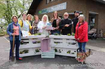Ein zweites Leben für Leder, Holz und Papier