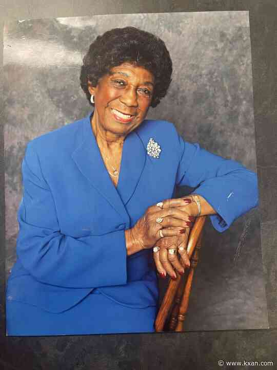 'A Taylor Treasure': Mrs. Lessie Givens reflects on 36 years of teaching pre, post-integration