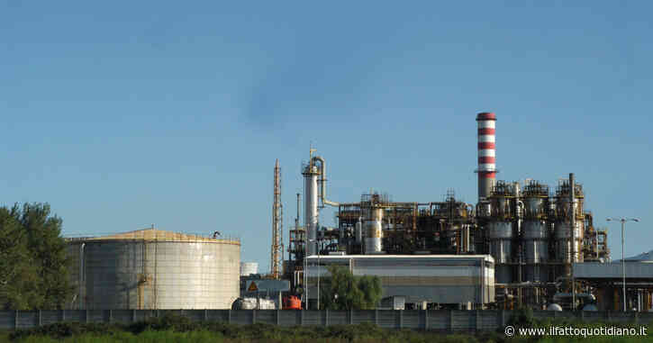 Amianto, condannati per omicidio colposo gli ex manager della Montefibre di Verbania