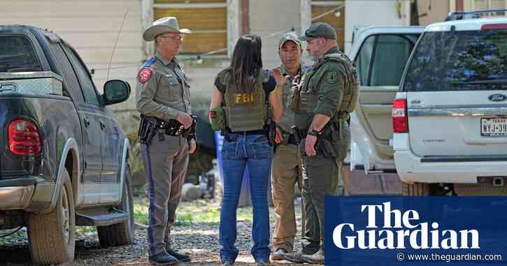 Officials arrest Texas man accused of killing five of his neighbors