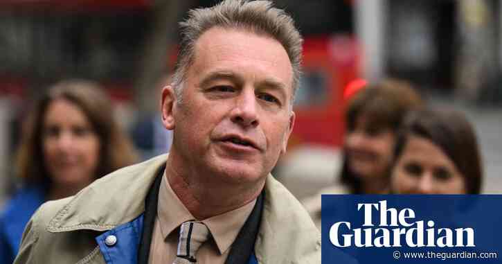 Chris Packham a target of ‘puerile and offensive’ material, libel trial told