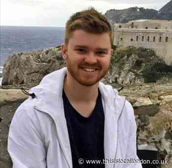 Hornchurch pub gets defibrillator in memory of Danny Brown