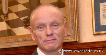 UK signs up to Singapore Convention