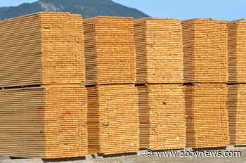 Canfor reports $142M first-quarter loss compared with a profit a year ago