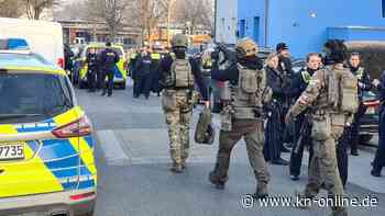Gelsenkirchen: Anonyme Drohung gegen Schulkomplex - Polizei räumt Gebäude