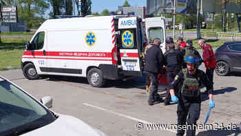 Zahlreiche Tote nach russischem Angriff auf Cherson – Luftalarm auf der Krim