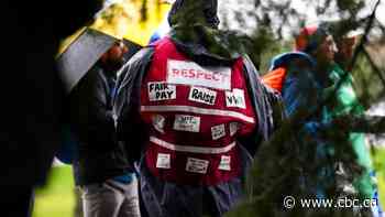 No deal yet between striking CRA workers, federal government