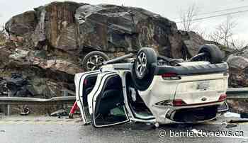 2 injured in Highway 400 single-vehicle rollover