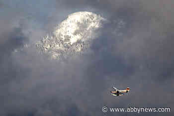 North Shore Rescue saves two backcountry skiers lost on Mt Seymour