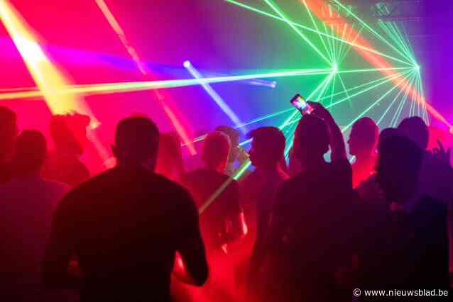 Politie bezoekt vier fuiven in zelfde weekend: “Inbreuken op rookverbod en alcohol aan minderjarigen”