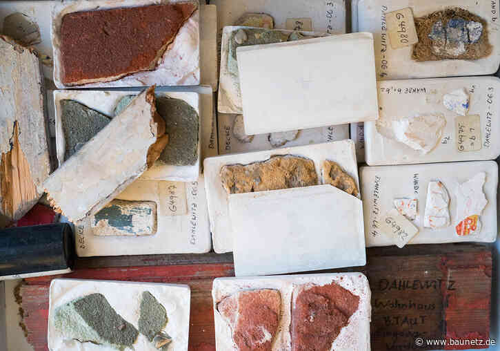 12.000 Relikte der Moderne
 - Archiveröffnung und Gespräch in Berlin