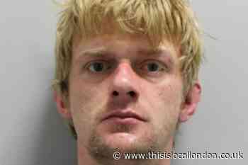 Croydon man tried to swallow heroin and cocaine before police search