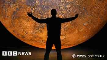 Luke Jerram brings Mars sculpture to Aerospace Bristol