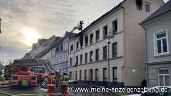 Mann und Kind sterben bei Brand in Flensburg: Viele Verletzte