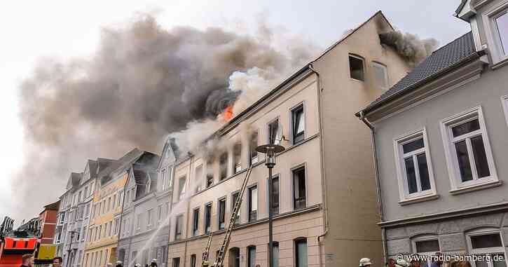 Großeinsatz nach Brand mit zwei Toten in Flensburg