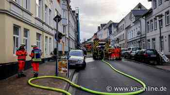 Großeinsatz nach Brand mit zwei Toten in Flensburg