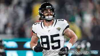 Dan Arnold agrees to one-year deal with Eagles