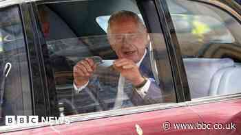 In pictures: Relaxed-looking King joins Coronation rehearsal