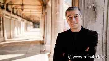 "Il piede destro di Byron" al Teatro Manzoni: Alberto Toso Fei sul palco con Giancarlo De Cataldo