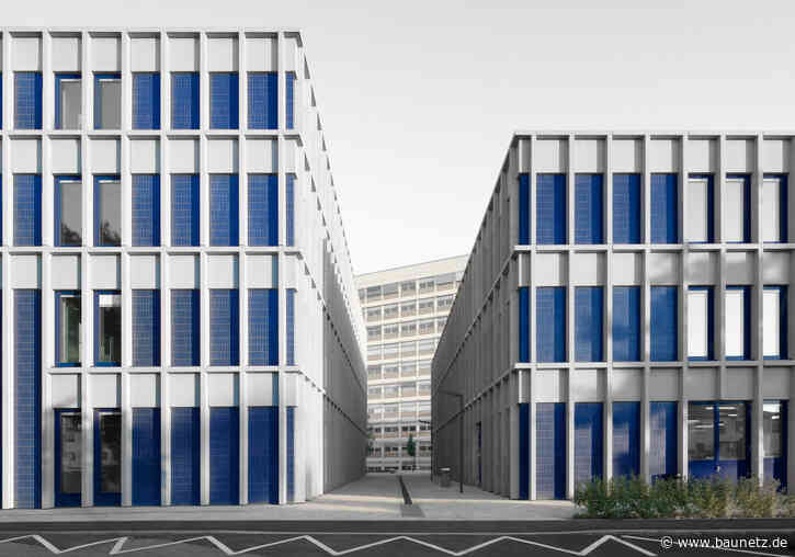 Kobaltblau gefliest
 - Institutsgebäude von Schulz und Schulz in Gießen