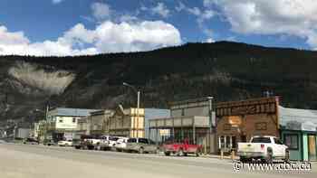 Proposed tent city in Dawson City, Yukon, aims to offer 'glamping' experience for seasonal workers