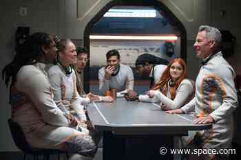Fox names Lance Armstrong, Ariel Winter among 'celebronauts' on 'Stars On Mars'