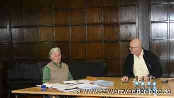 Holzauktion in Höfen: Bürgermeister schwingt den Hammer