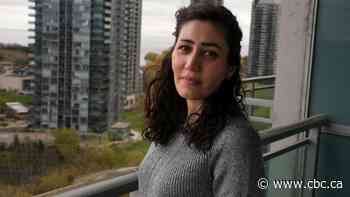 Afghan-Canadian says she's losing hope of reuniting her family in Toronto