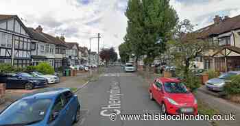 Man stabbed in Chingford street brawl in East London