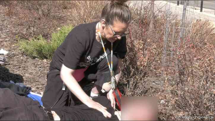 Calgary addiction survivors warn of contaminated drugs as overdose calls increase