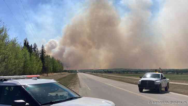 Brazeau County evacuation order expanded; Drayton Valley hospital emptied, too, because of fire risk