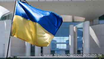 Berlin: Gericht erlaubt ukrainische Flaggen am 8. und 9. Mai