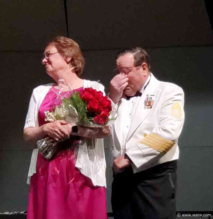 Concordia Lutheran High School honors longtime JROTC instructor before retirement