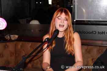 York singer, Maggie Wakeling, in Song Academy UK final