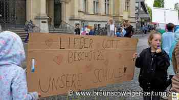 Hitzige Debatte über Schulschließung in Braunschweig