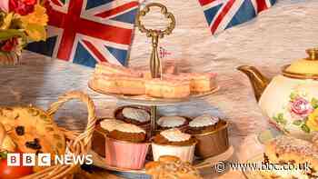Bunting, biscuits, beer - Brits spend on Coronation