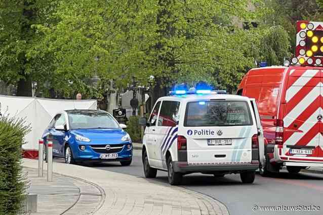 Jongetje (12) dat door auto werd aangereden in fietsstraat vecht nog steeds voor zijn leven, opa reageert: “Bang afwachten of en hoe hij deze kritieke situatie doorkomt”