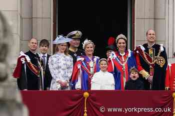 Prince Louis entertains crowd on balcony at King's Coronation