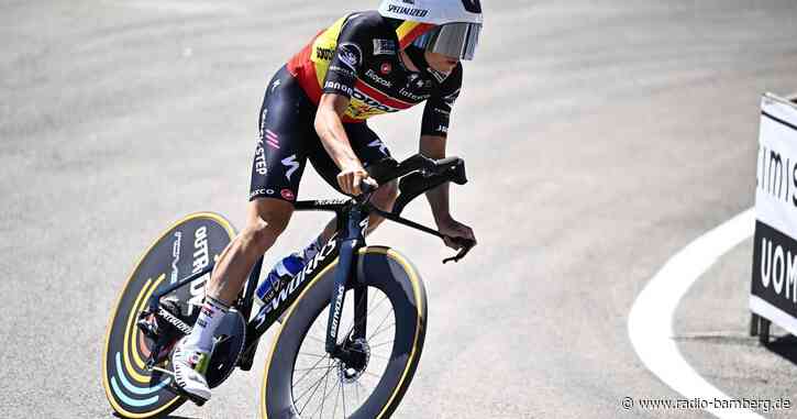 Kämna bei Giro-Auftakt auf Platz 22 – Evenepoel in Rosa